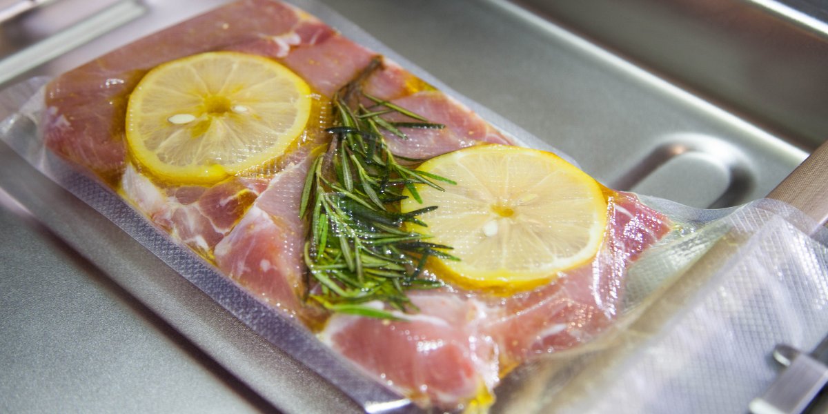 Echipamente prelucrare alimente Pro Cucina